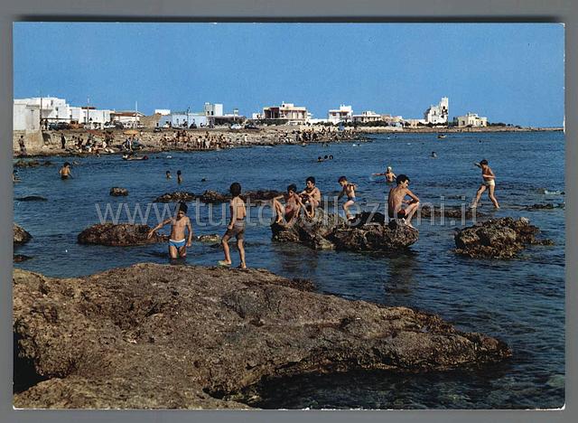 Collezionismo di cartoline postali